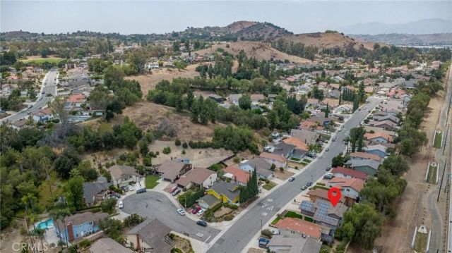 32 Rising Hill Road, Pomona, CA 91766