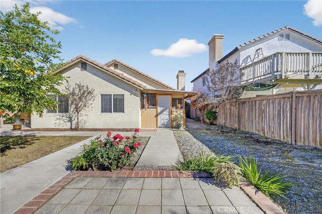 1066 Mill Iron Way, San Jacinto, CA 92583