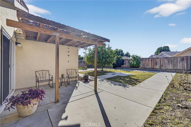 1066 Mill Iron Way, San Jacinto, CA 92583