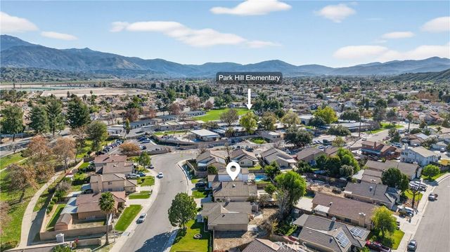 1066 Mill Iron Way, San Jacinto, CA 92583