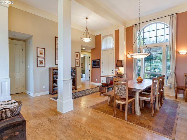 57 BENTLEY Dr, Kelso, WA 98626