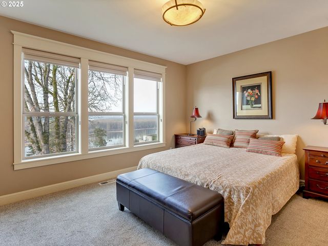 57 BENTLEY Dr, Kelso, WA 98626