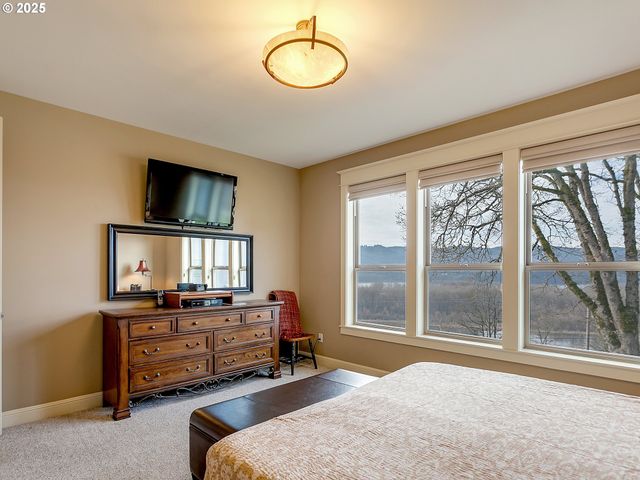 57 BENTLEY Dr, Kelso, WA 98626