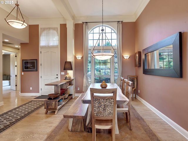 57 BENTLEY Dr, Kelso, WA 98626