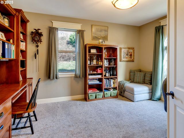 57 BENTLEY Dr, Kelso, WA 98626