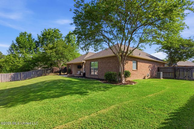 100 Summerdale Place, Brandon, MS 39047