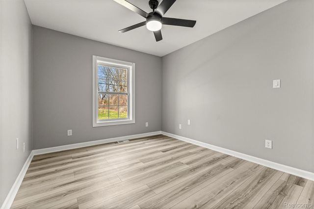 29940 Bock Street, Garden City, MI 48135
