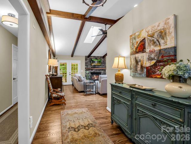 558 Middle Connestee Trail, Brevard, NC 28712