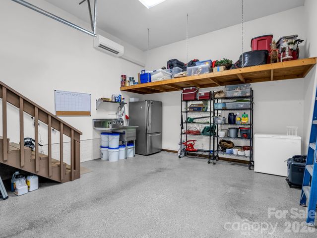558 Middle Connestee Trail, Brevard, NC 28712