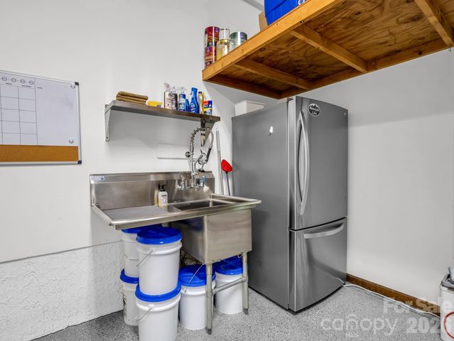 558 Middle Connestee Trail, Brevard, NC 28712