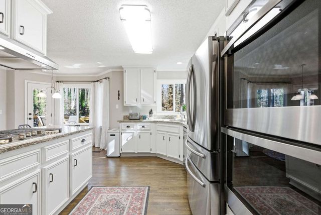 588 Norman Way NW, Kennesaw, GA 30144