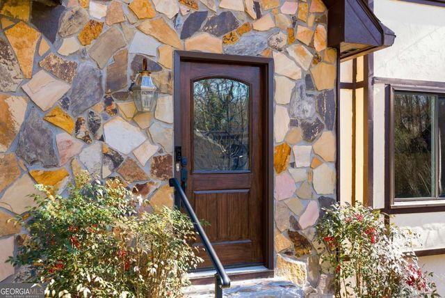 588 Norman Way NW, Kennesaw, GA 30144