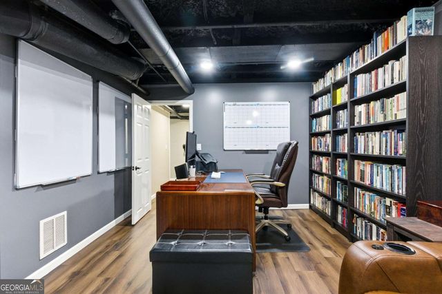 588 Norman Way NW, Kennesaw, GA 30144