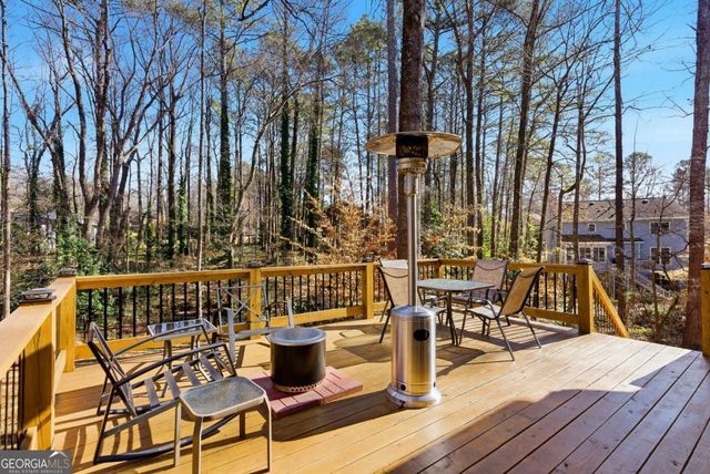 588 Norman Way NW, Kennesaw, GA 30144