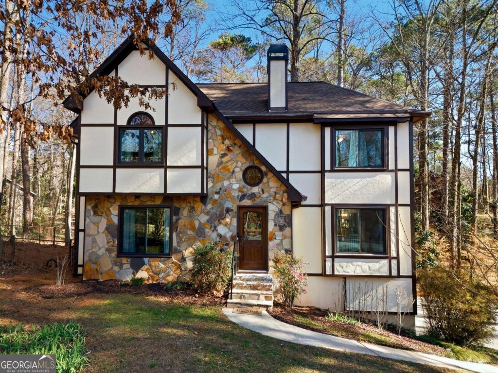 588 Norman Way NW, Kennesaw, GA 30144