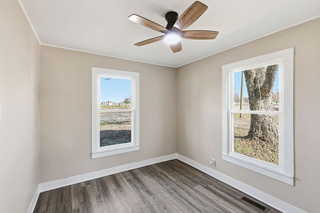 2711 Highway 64 W, W, Lewisburg, TN 37091