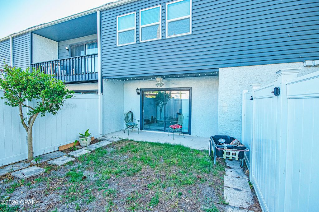 Image 12 of property listing at 7125 N Lagoon Drive D, Panama City Beach, FL 32408