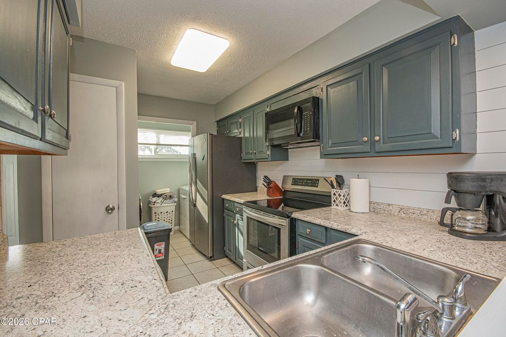 Image 14 of property listing at 7125 N Lagoon Drive D, Panama City Beach, FL 32408