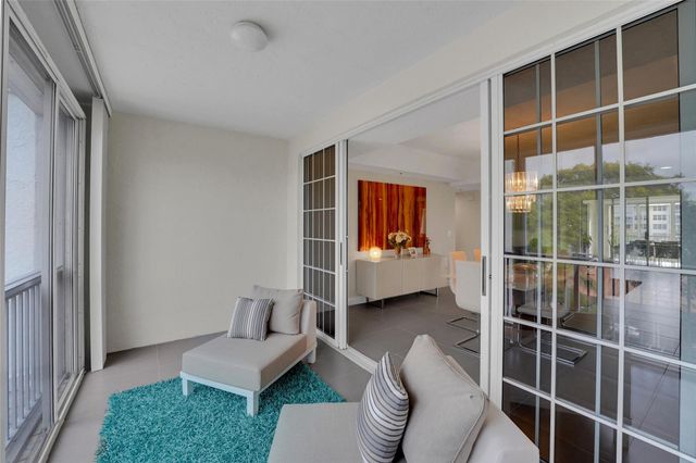 4108 W Palm Aire Drive 83B, Pompano Beach, FL 33069