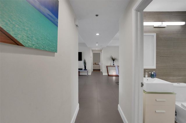 4108 W Palm Aire Drive 83B, Pompano Beach, FL 33069