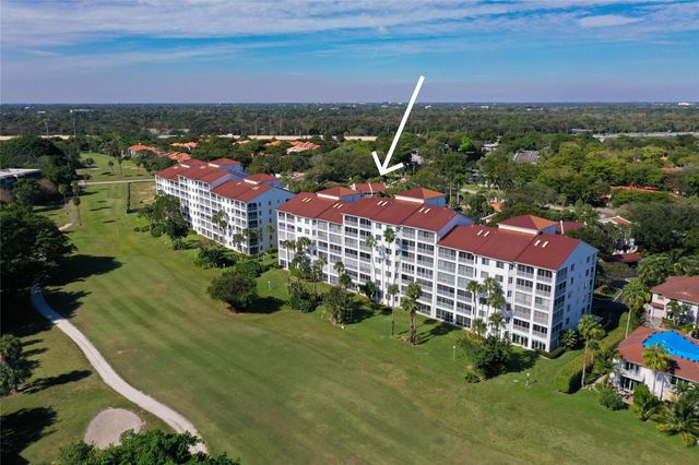 4108 W Palm Aire Drive 83B, Pompano Beach, FL 33069