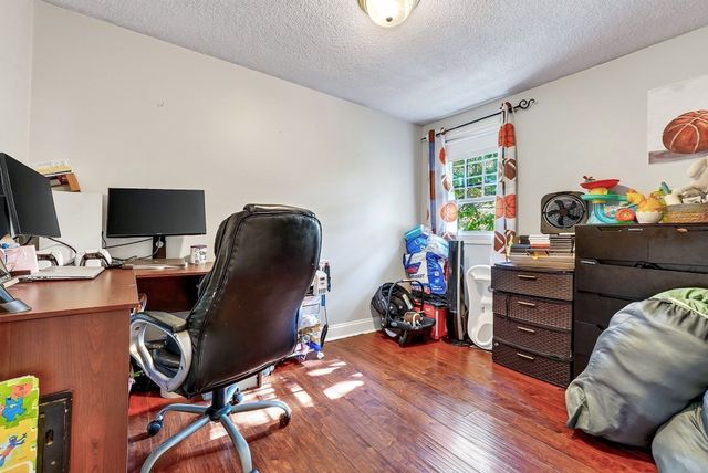 48 Arnold Ave. 48, Lowell, MA 01852