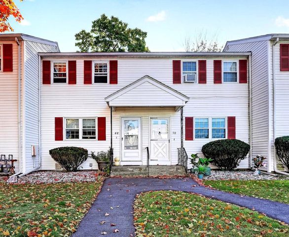 48 Arnold Ave. 48, Lowell, MA 01852