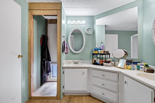 120 N VAL VISTA Drive 236, Mesa, AZ 85213