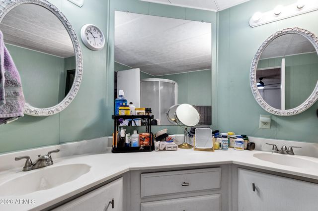 120 N VAL VISTA Drive 236, Mesa, AZ 85213