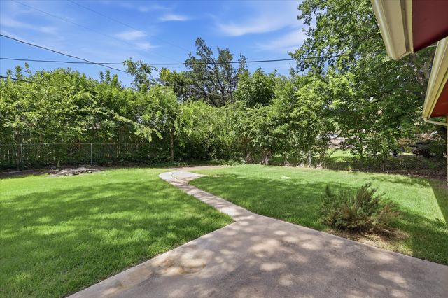 5670 Philadelphia Court, Watauga, TX 76148