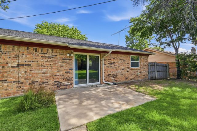 5670 Philadelphia Court, Watauga, TX 76148