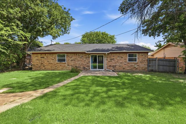 5670 Philadelphia Court, Watauga, TX 76148