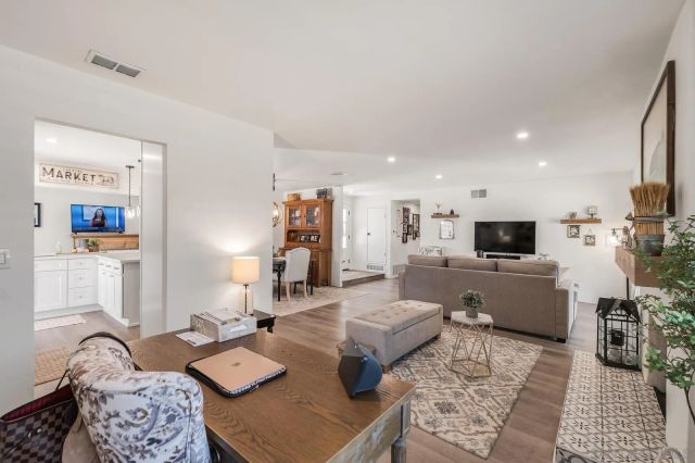 8816 Wigwam, Santee, CA 92071