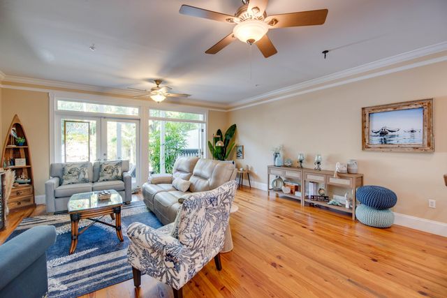 809 Washington St Apt 102, Key West, FL 33040