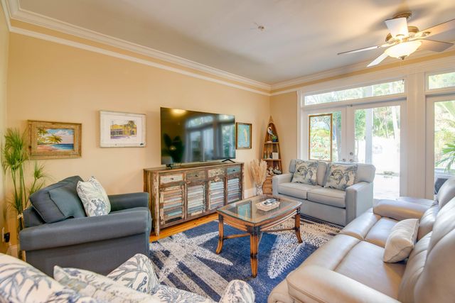 809 Washington St Apt 102, Key West, FL 33040