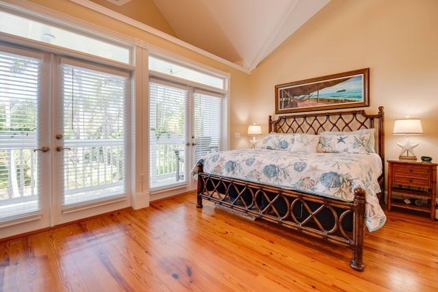 809 Washington St Apt 102, Key West, FL 33040