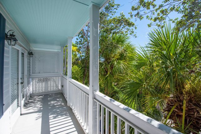 809 Washington St Apt 102, Key West, FL 33040