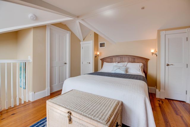 809 Washington St Apt 102, Key West, FL 33040