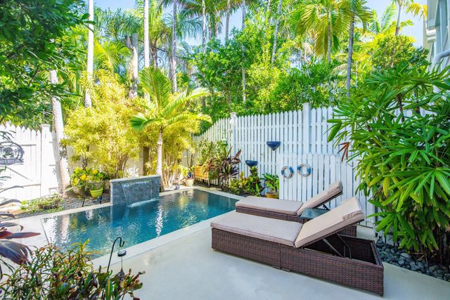 809 Washington St Apt 102, Key West, FL 33040