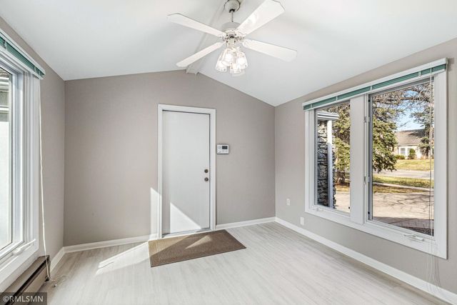 2730 France Avenue S, Saint Louis Park, MN 55416