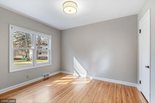 2730 France Avenue S, Saint Louis Park, MN 55416