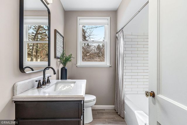 2730 France Avenue S, Saint Louis Park, MN 55416