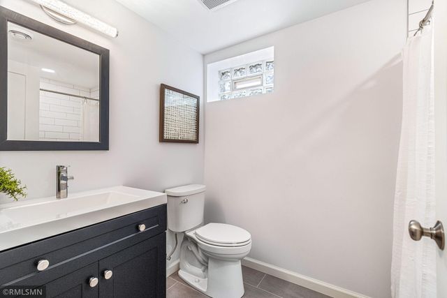 2730 France Avenue S, Saint Louis Park, MN 55416