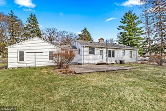 2730 France Avenue S, Saint Louis Park, MN 55416
