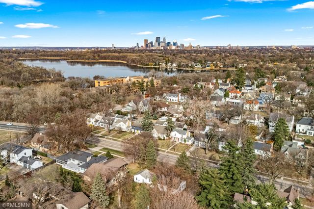 2730 France Avenue S, Saint Louis Park, MN 55416