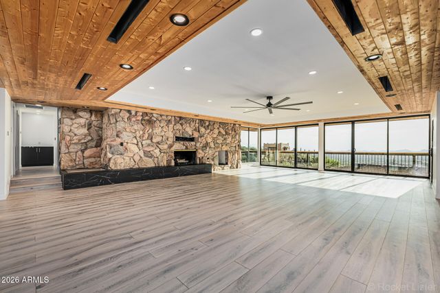 6111 E VICTORIA Drive, Cave Creek, AZ 85331