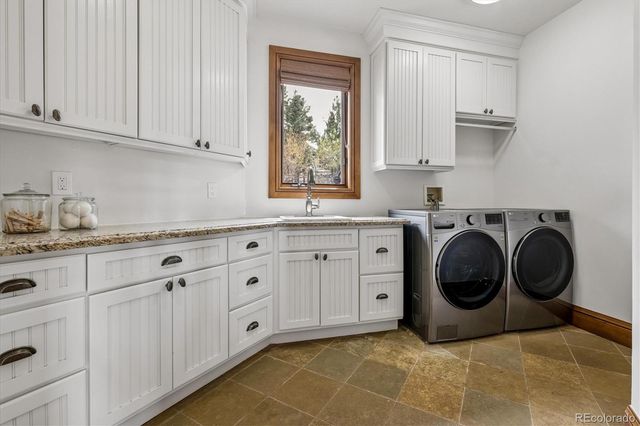 10378 Grande Vista Court, Lone Tree, CO 80124