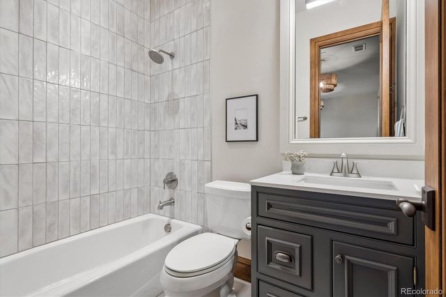 10378 Grande Vista Court, Lone Tree, CO 80124