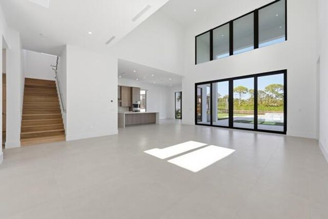 18417 Symphony Court, Jupiter, FL 33458