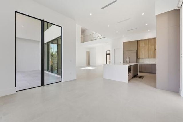 18417 Symphony Court, Jupiter, FL 33458